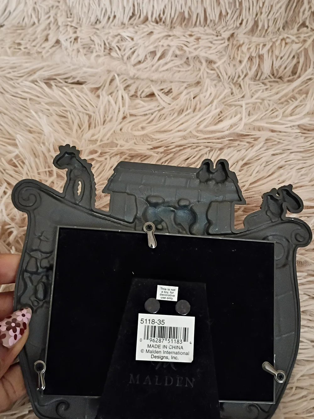 N/A silver picture